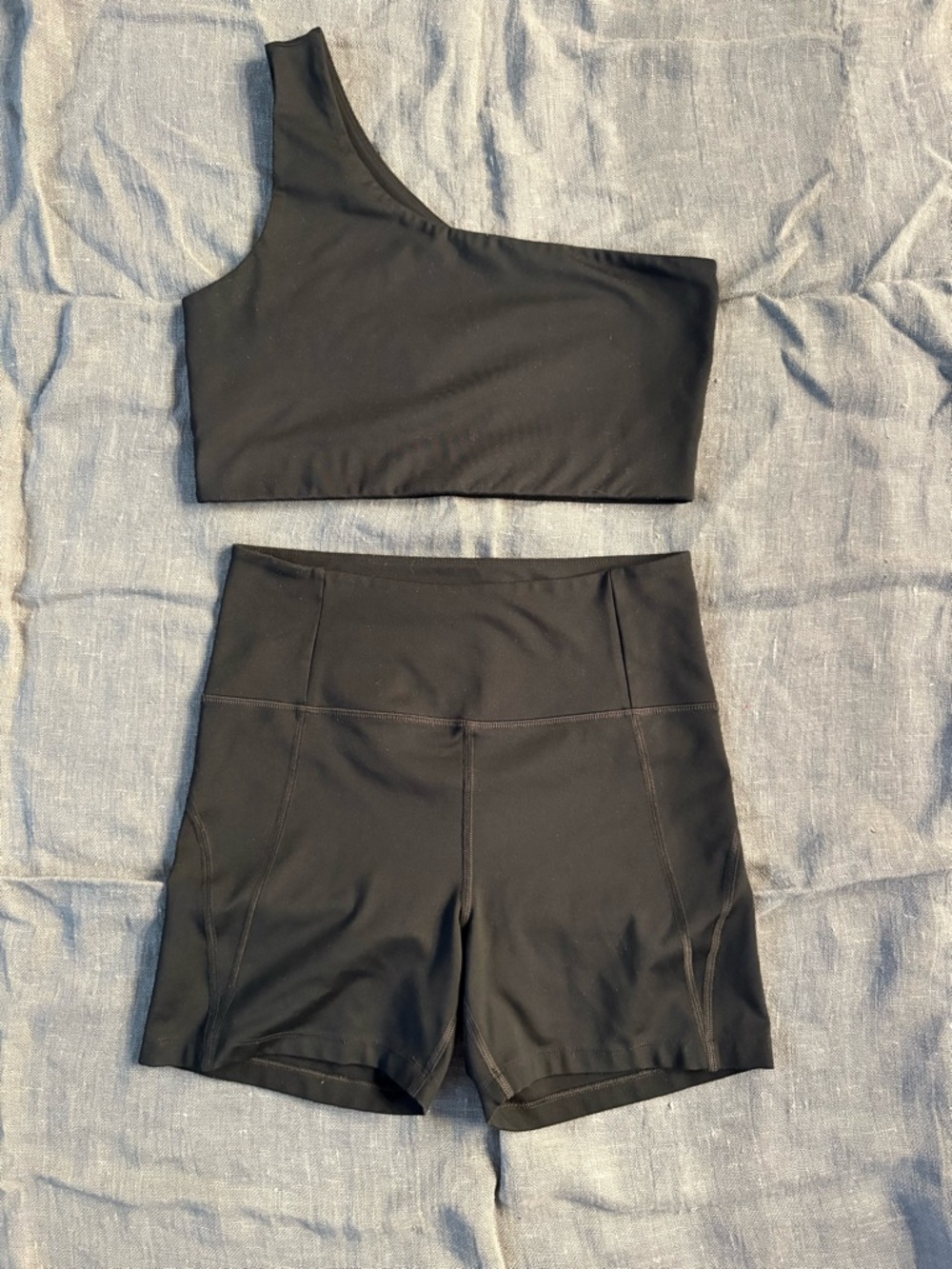 GIRLFRIEND COLLECTIVE SET | Black | Size M/L